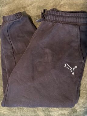 Puma Women’s Medium Black Jogger Sweatpants with White Logo